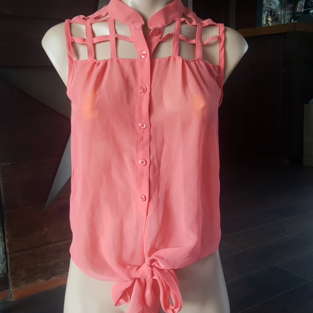 Peach color tank!
